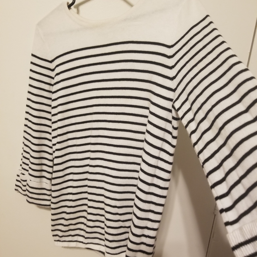Black & White Striped Lightweight Sweater